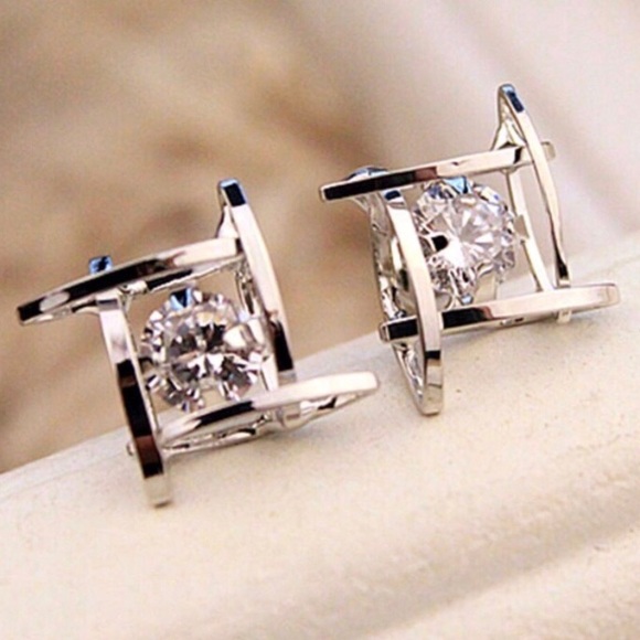 💙💎💲FIRM🛍➕BUNDLE➕🛍4 DISCOUNT! SQUARE CAGED CZ! - Picture 7 of 16